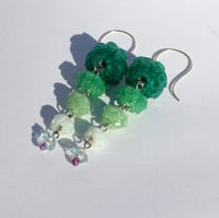 Image 1 of Hanging Floral Gradient earrings (jades)
