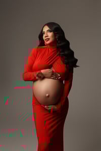 Image 2 of Simple Studio Maternity Session- deposit 