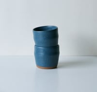 Image 2 of 6 oz cup in Teal Blue