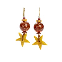 gold star earrings