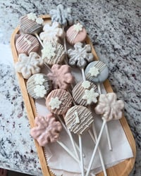 Image 4 of Winter onederland/ wonderland cake pops!