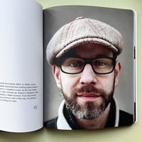 Image 2 of Hamburgs Heads and Hats (Foto Buch)