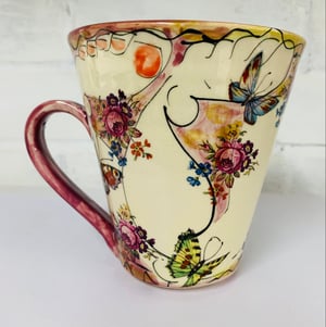 Image of Tall Burgundy figurative mug