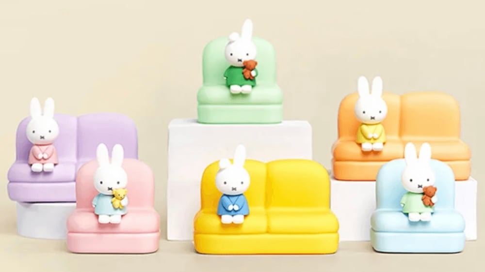 Image of Miffy Phone Stand Blind Box 🛋️🐰
