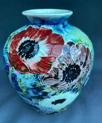 Image 3 of “Anemones” vase -2