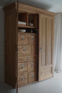 Image 3 of Grande armoire parisienne / meuble de métier - ancien 