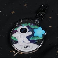 Image 5 of Onewe Starry Night Glitter Epoxy Keychains