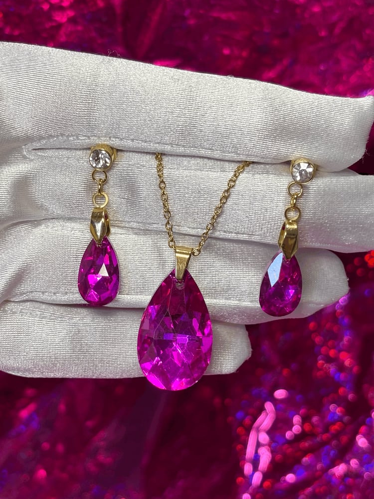 Image of Magenta drop / Gota Magenta