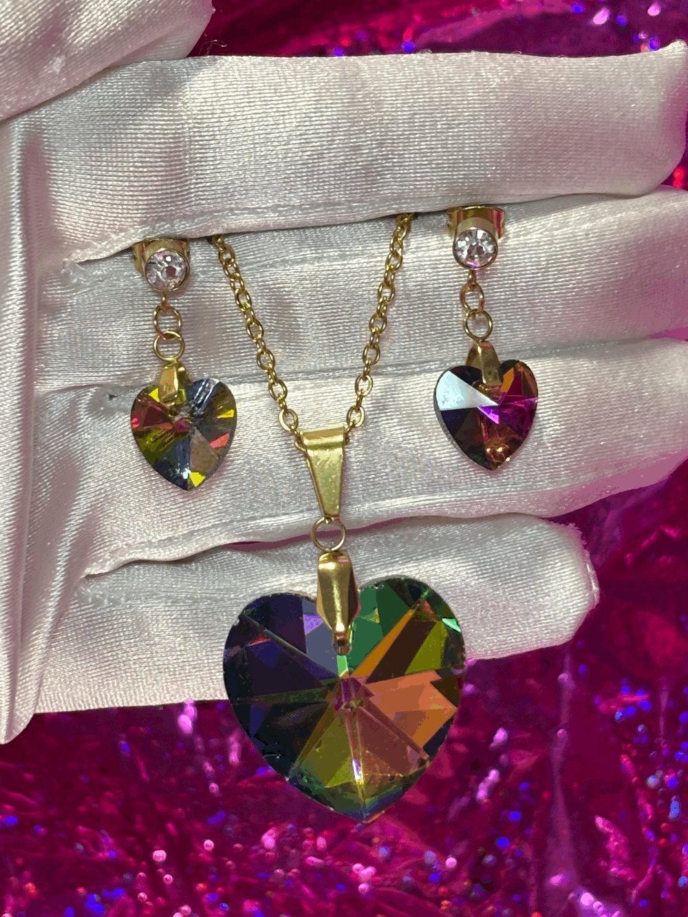 Image of Chameleon Heart / Corazon Camaleon