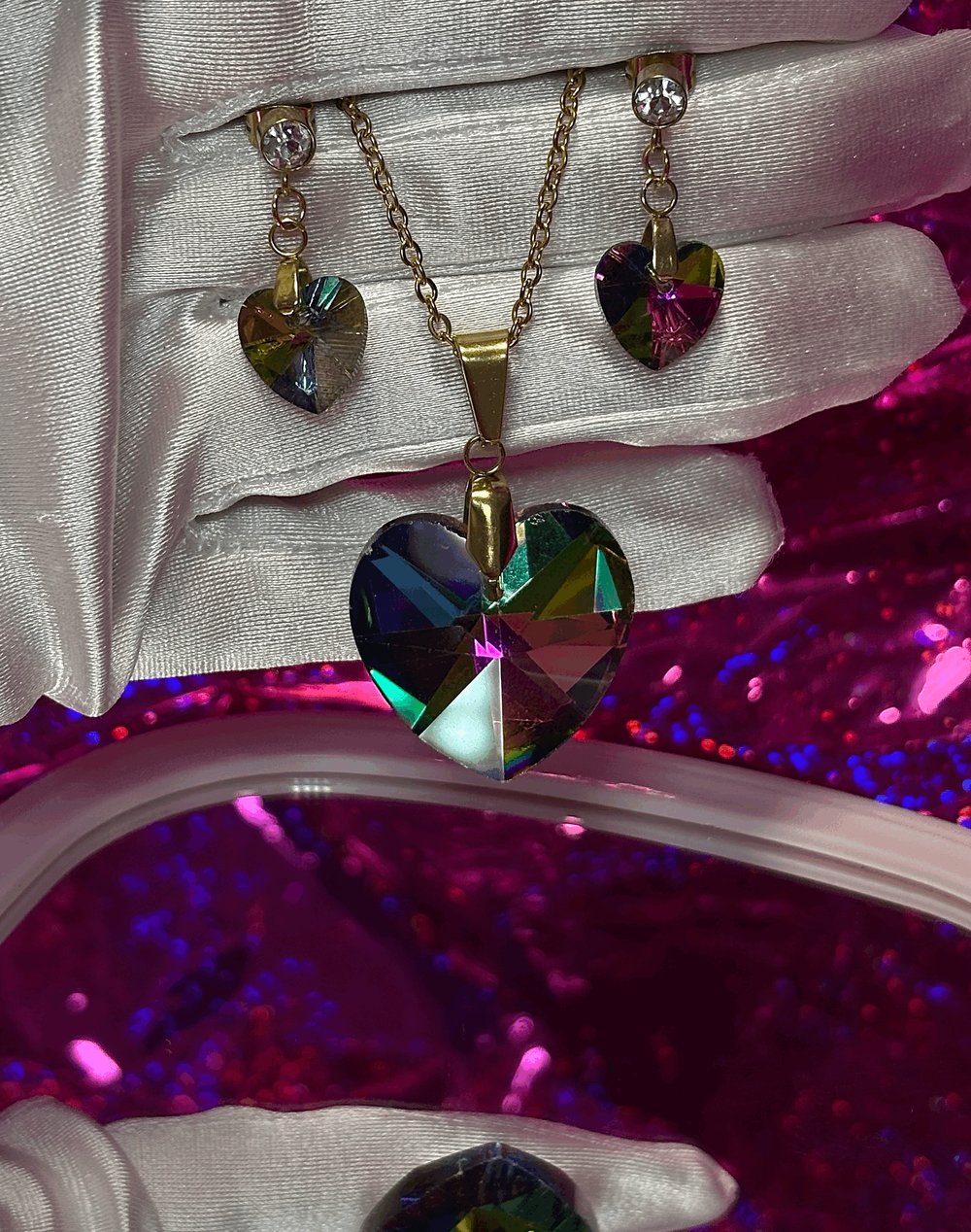 Image of Chameleon Heart / Corazon Camaleon