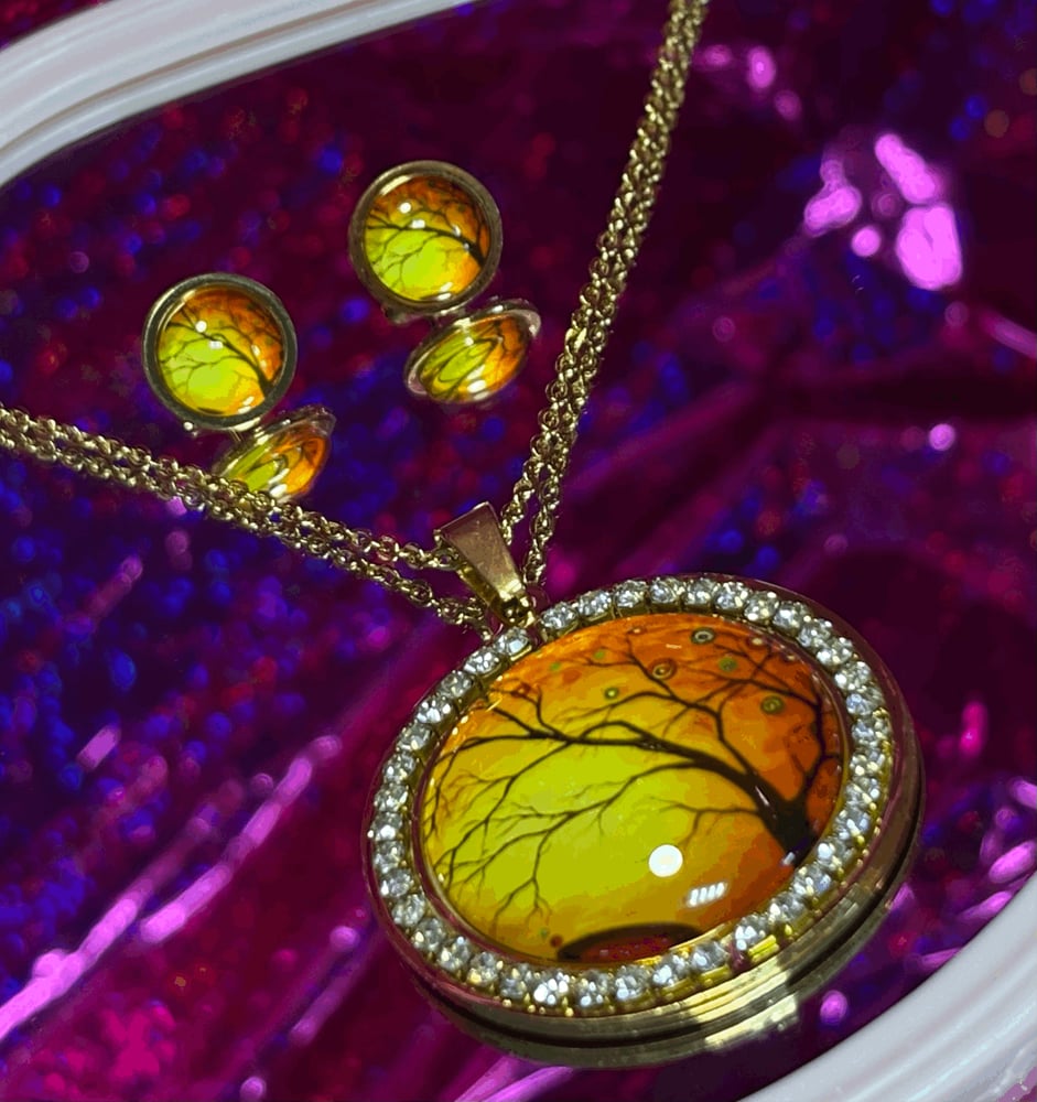 Image of Reborn /Renacer