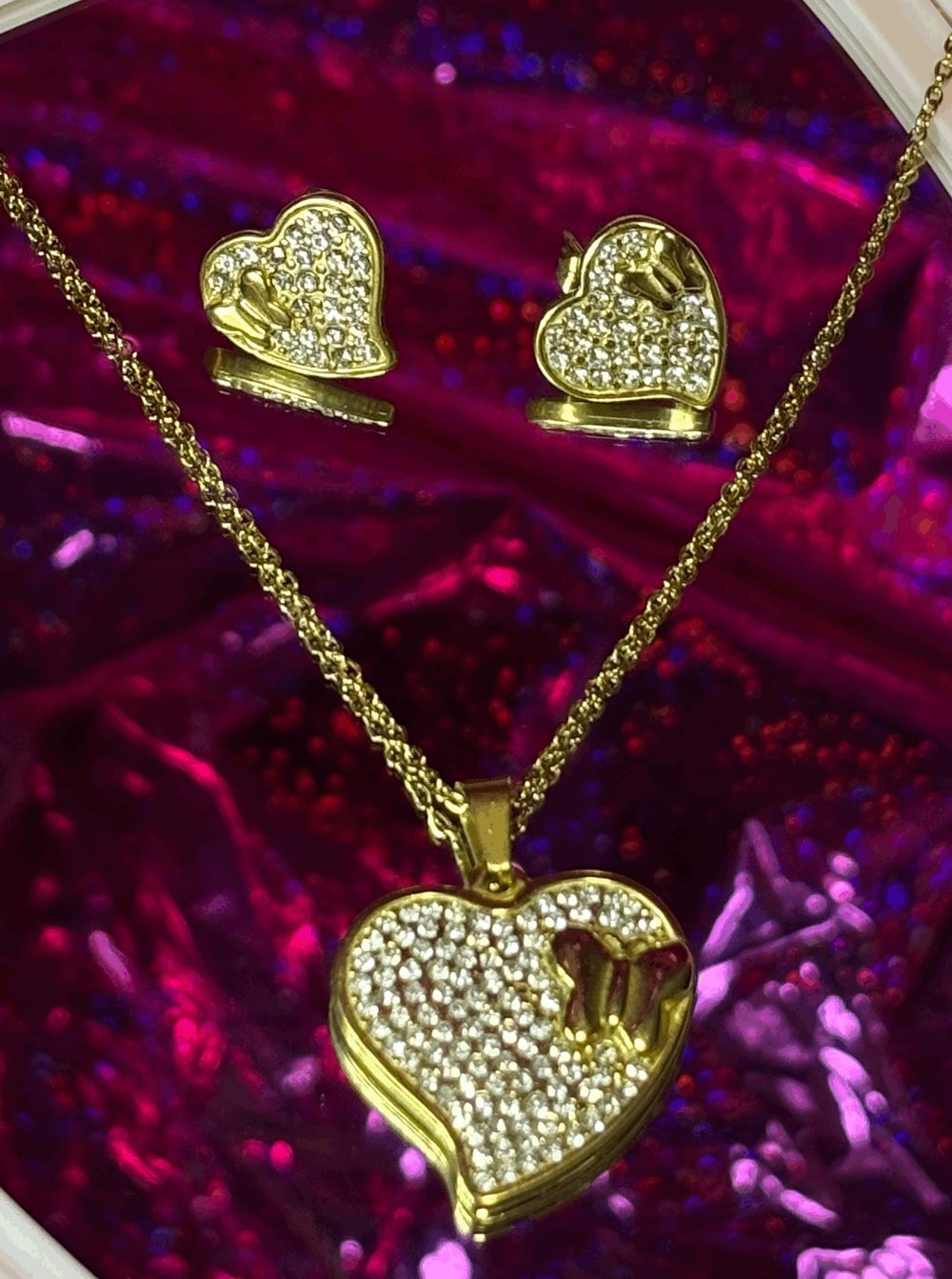 Image of Gold Heart / Corazon Dorado
