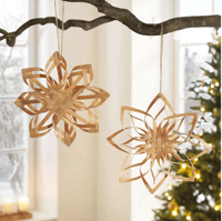 Image 3 of Etoiles en bois 