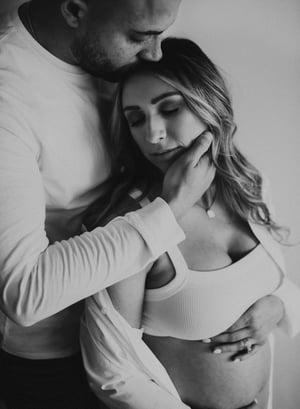 Image of Maternity Session RETAINER