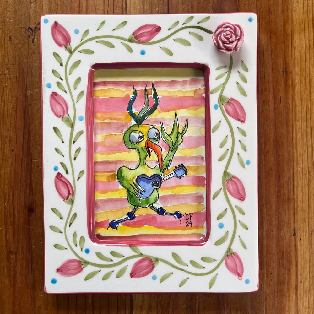 Image of Green Bird Strummer