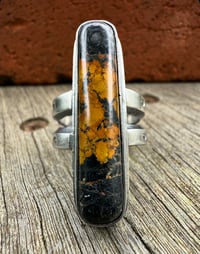 Image 2 of WL&A Handmade Ingot Old Style Split Band Black Jack Ribbon Turquoise Ring - Size 8 