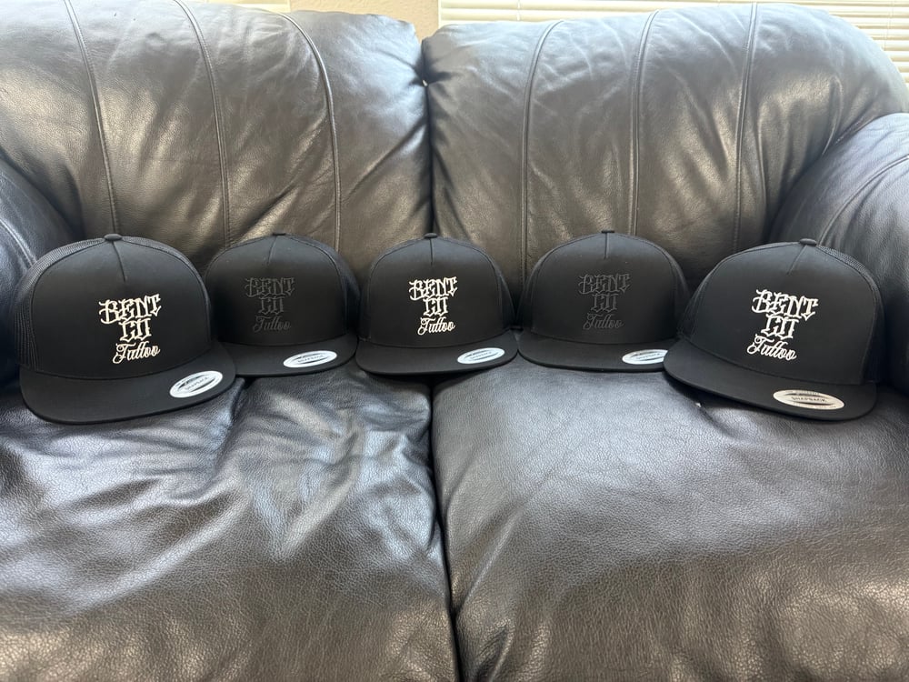 Bent Co. Classic Snapback black