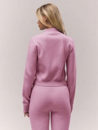 Image 14 of SKYNLYDRESS - Ensemble à col haut à manches longues en tricot et Pantalon taille Évasé 