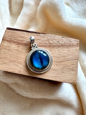 Image of Pendentif labradorite blond jsuzh