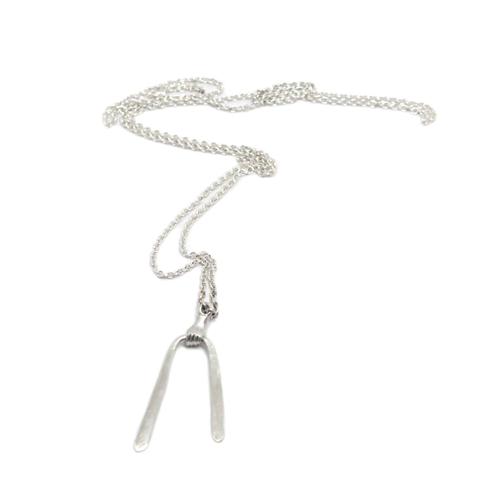 Image of LITTLE HAND NECKLACE