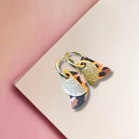 Image 1 of Les interchangeables - DEMI LUNE (MOYEN) - 46 COLORIS AU CHOIX - CUIR ET PAILLETTES 