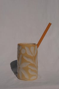 Image 9 of The SoulShine Co. Grip Straw Cup - Melted Butter