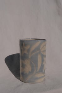Image 7 of The SoulShine Co. Grip Straw Cup - Winter Sky