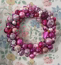 Image 2 of Couronne de Noël boules roses