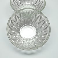 Image 6 of Coupelles - ramequins ancien en verre pressé - motif de losanges - vintage 1970