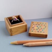 Image 1 of cube ring box