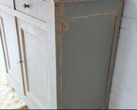 Image 2 of Buffet Patiné gris