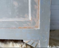 Image 7 of Buffet Patiné gris