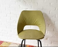 Image 2 of Chaise style Tonneau