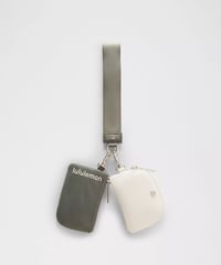 Image 7 of LULULEMON - Bracelet à double pochette