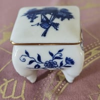 Image 6 of Mini Vintage Ceramic Box | Altar Salt Cellar, Trinket Holder, or Spell Manifestations Box