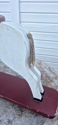 Image 5 of Cheval de bois ancien