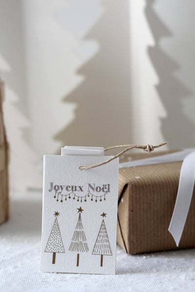 Image of Etiquette cadeaux Noël sapins