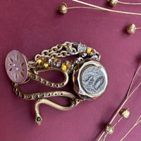 Image 1 of Manchette  “MÉDÉE”