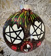 Round Flat Ornament B