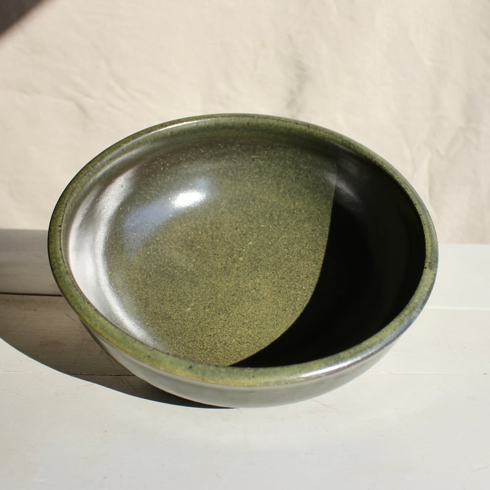 Image of Large Serving Bowl 