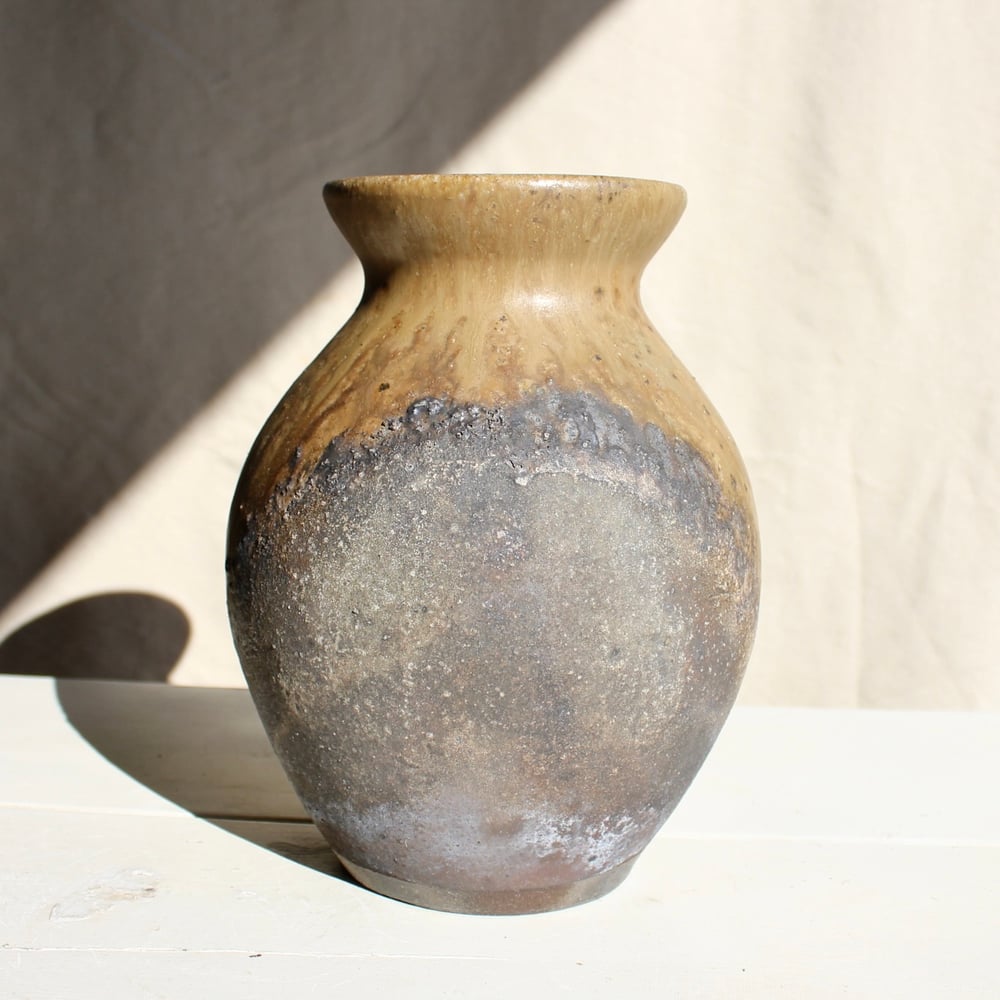 Image of Matte alkaline vase