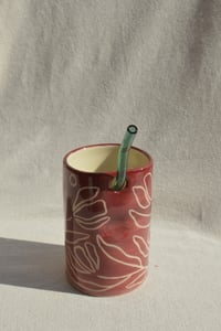 Image 9 of The SoulShine Co. Grip Straw Cup - Sangria Flora Adora