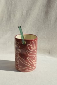 Image 11 of The SoulShine Co. Grip Straw Cup - Sangria Flora Adora