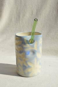 Image 14 of The SoulShine Co. Grip Straw Cup - Winter Sky