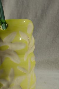 Image 11 of The SoulShine Co. Wavy Straw Cup - Chartreuse