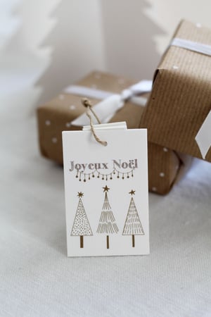 Image of Etiquette cadeaux Noël sapins