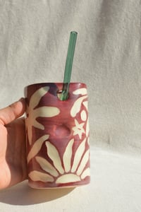 Image 2 of The SoulShine Co. Grip Straw Cup - Sangria 