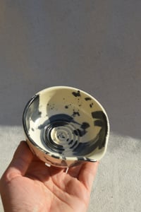 Image 1 of Garlic Grate-Bowls