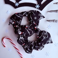 Christmas Skellies Scrunchie