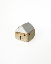 Image 1 of Tiny house White